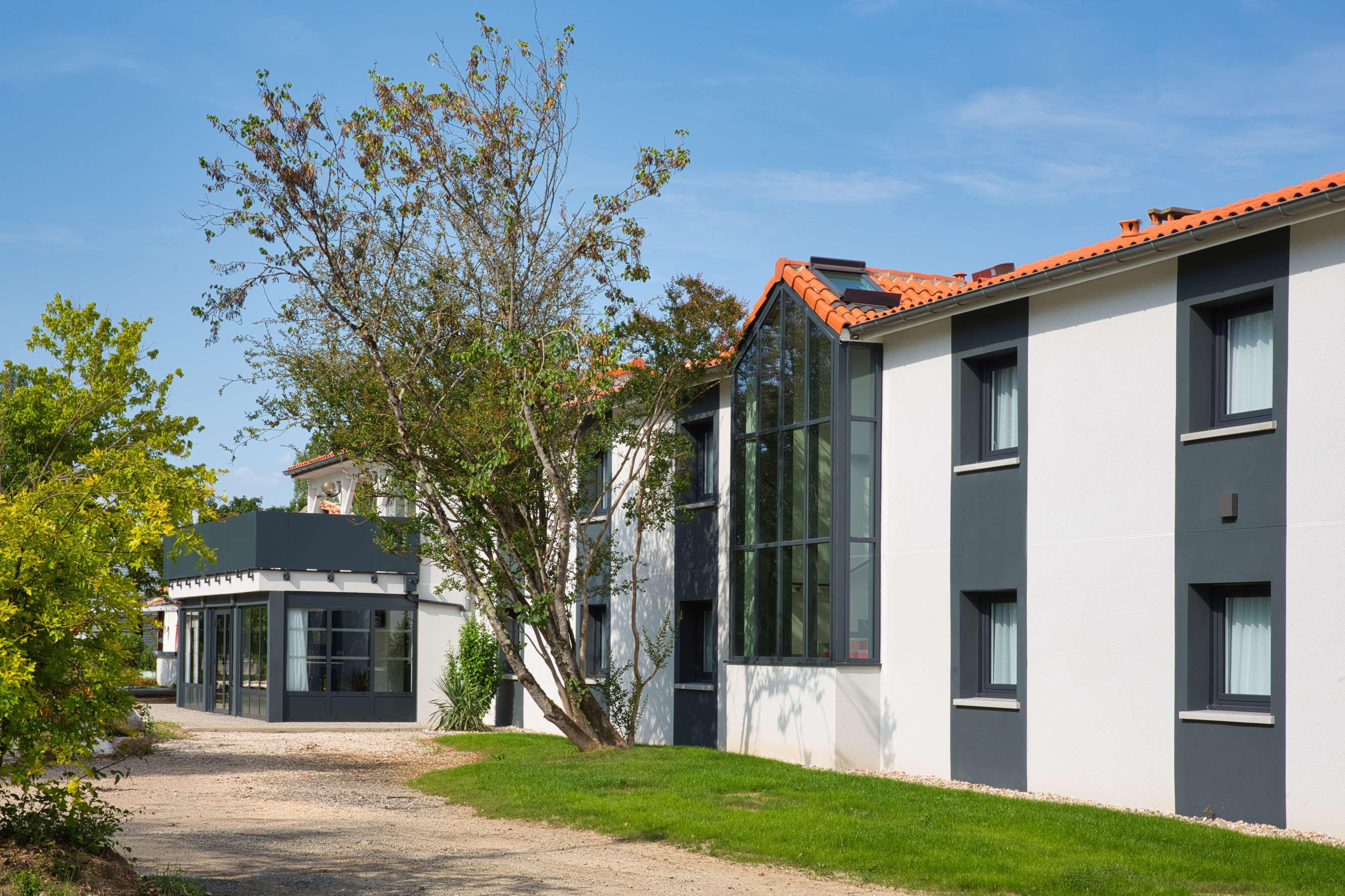 Sure Hotel By Best Western Les Portes De Μοντωμπάν Εξωτερικό φωτογραφία