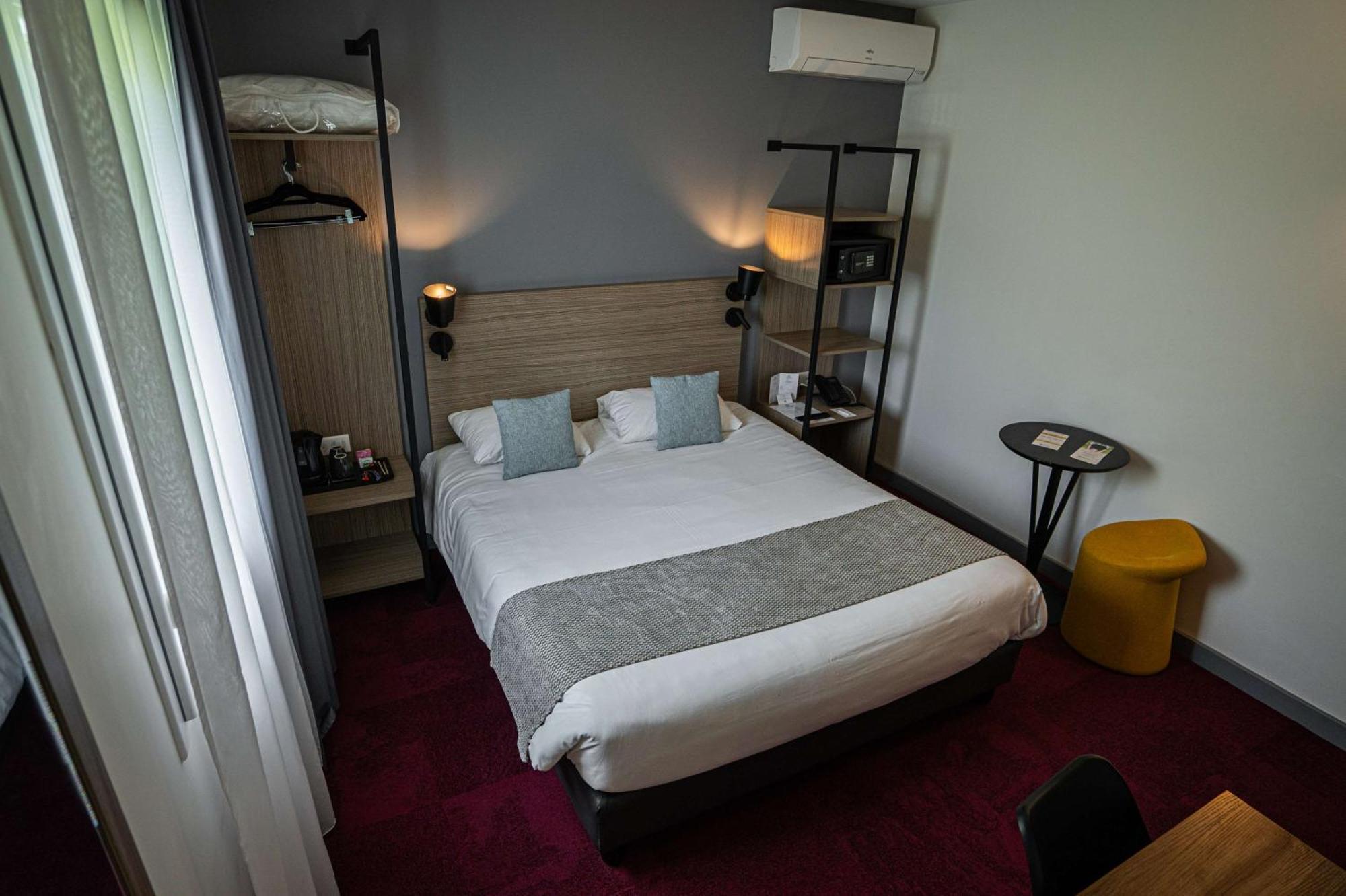 Sure Hotel By Best Western Les Portes De Μοντωμπάν Εξωτερικό φωτογραφία